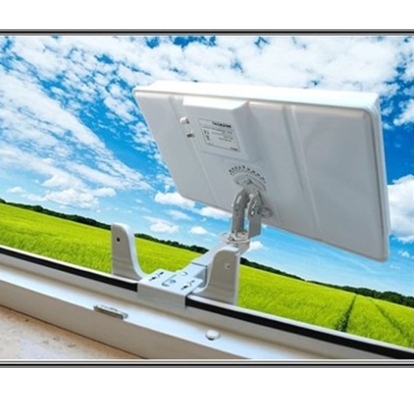 Zoom bild av Selfsat fönsterfäste – enkel montering på fönsterkarm