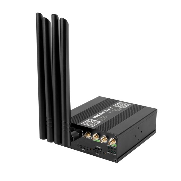 Zoom bild av Megasat Camper Connected 5G – Mobilt Internet System för Husbil, Camper & Fordon (5G LTE WiFi Router + Extern Antenn)