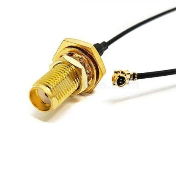 Zoom bild av IPX hona till SMA hona antennkabel – 15 cm