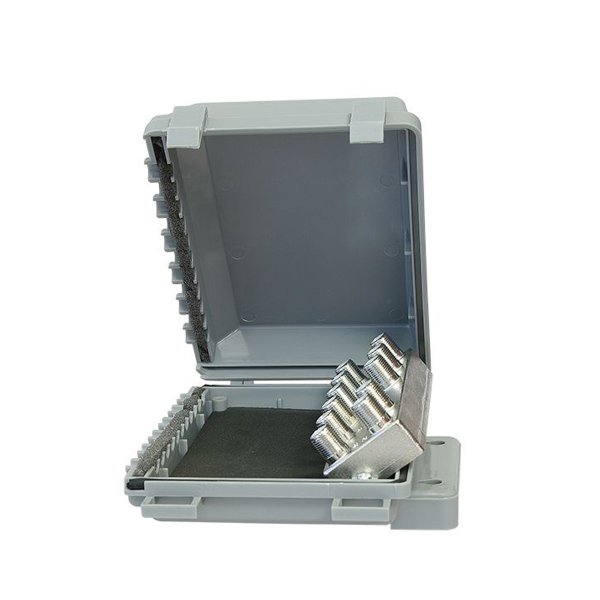 Zoom bild av Diseqc-switch 10 - vägs utomhus