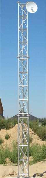 Zoom bild av Delta Torn, mast för belysning, bevakning & telekom